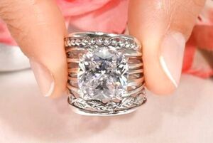 JEAN RACHEL 13.2 Ct. Floral Design CZ Sterling Silver Ring Sz 8